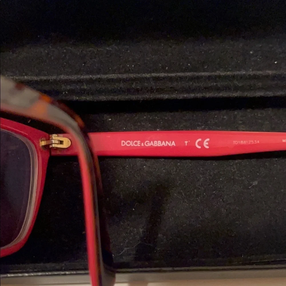 Doloc Gabbana beautiful eyeglasses red and brown